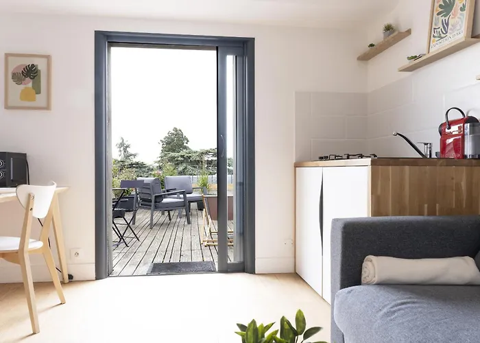 Petit T2 Des Balcons D'ancenis 아파트 *